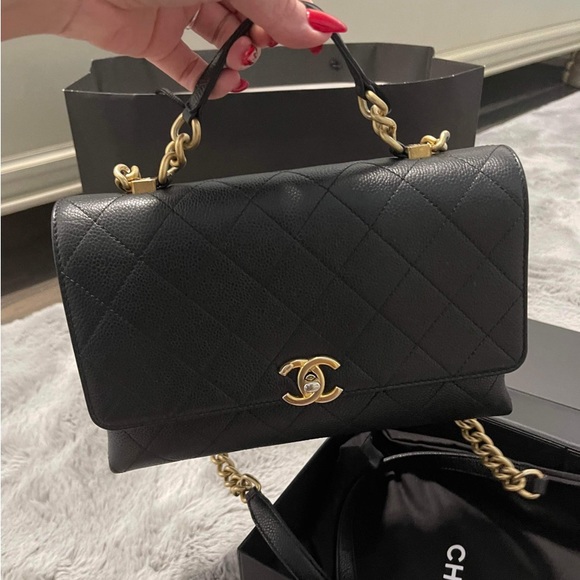 Chanel Chic Affinity Bag - Picture 2 of 6